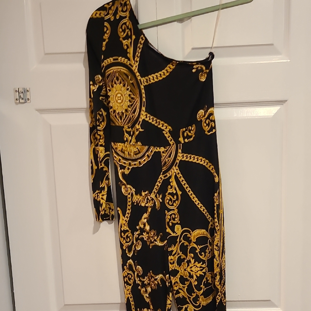 Jasmine Black and Gold One-Shoulder Jumpsuit